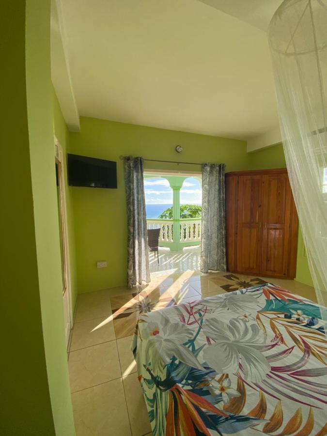 Greenhouse On The Hill, Sea View Studio Apartment Laborie Экстерьер фото